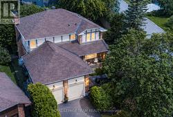 11 FESSENDEN WAY Ottawa, ON K2L 3L1
