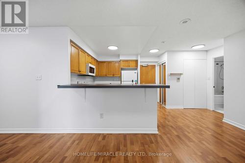 1010 - 7 Lorraine Drive, Toronto, ON 
