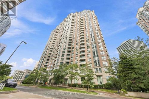 1010 - 7 Lorraine Drive, Toronto, ON 