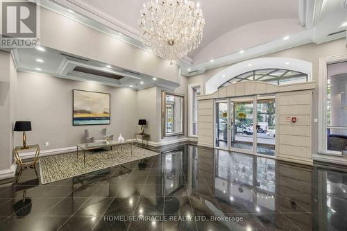 1010 - 7 Lorraine Drive, Toronto, ON 