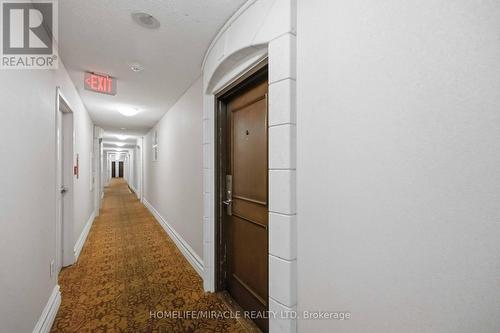 1010 - 7 Lorraine Drive, Toronto, ON 