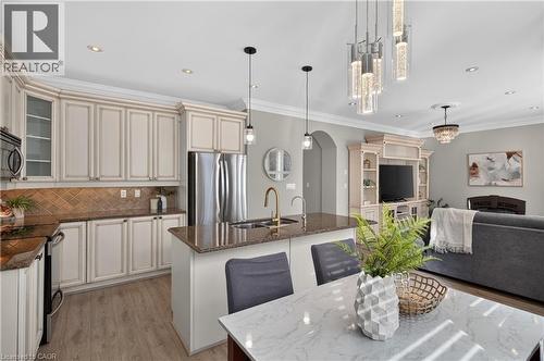 Eat-In Design - 755 Rayner Court, Milton, ON 
