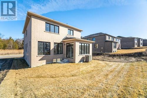65 Thicketwood Avenue, Barrie, ON 