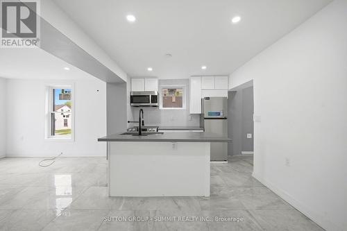 11 Maple Street, Oshawa, ON 