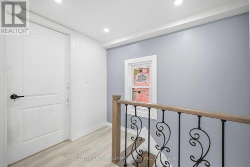 11 Maple Street, Oshawa, ON 