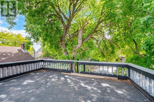 11 Maple Street, Oshawa, ON 