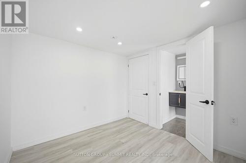 11 Maple Street, Oshawa, ON 