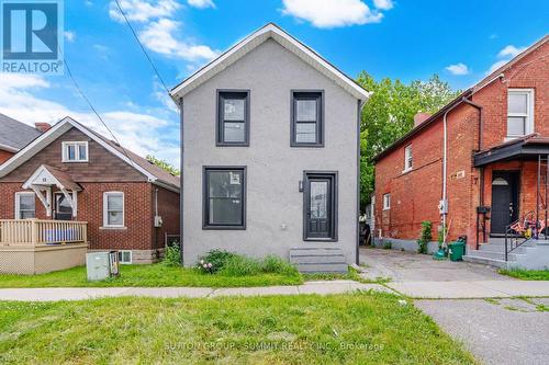 11 Maple Street, Oshawa, ON 
