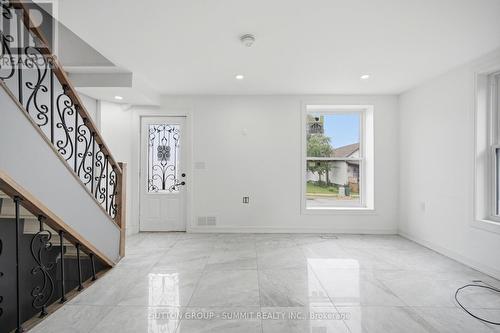 11 Maple Street, Oshawa, ON 