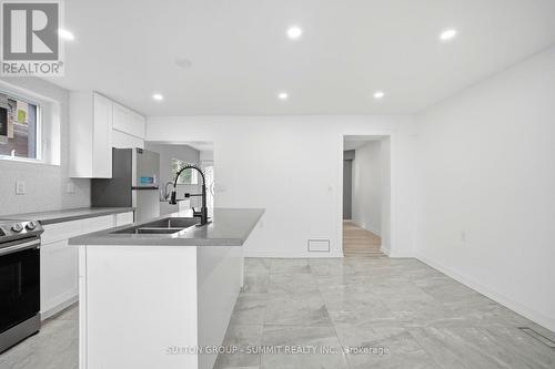 11 Maple Street, Oshawa, ON 