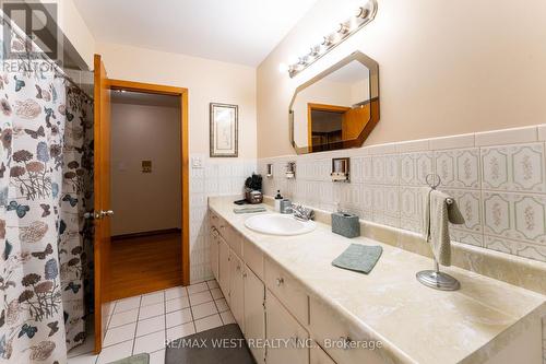 25A St Andrews Boulevard, Toronto, ON 