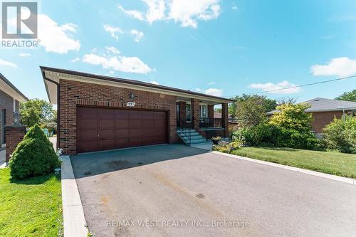 25A St Andrews Boulevard, Toronto, ON 