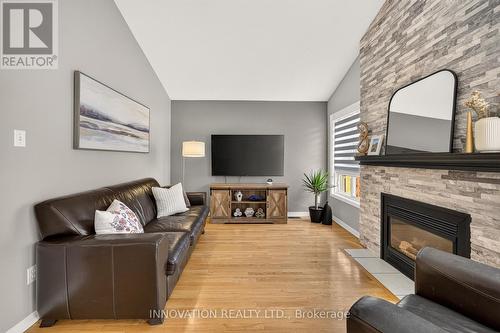 Family room - 2545 Page Road, Ottawa, ON 