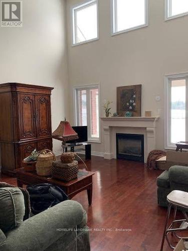 112 - 30 WYNDANCE WAY , Uxbridge, Ontario L9P 0B8 2