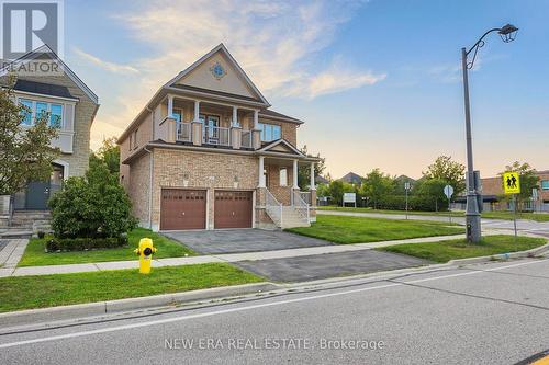 2 LADY VALENTINA AVENUE  Vaughan, ON L6A 0E4