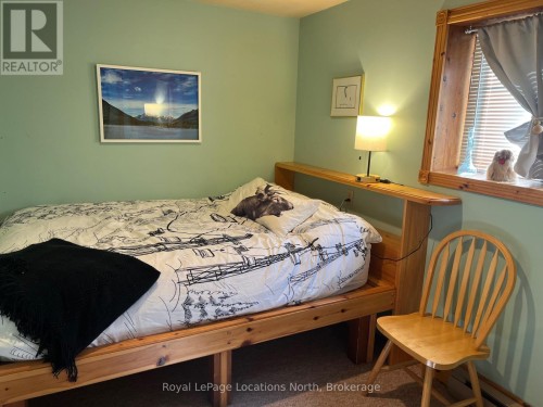 Bedroom 3 - 118 Campbell Crescent, Blue Mountains, ON 