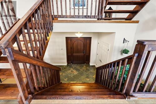 1296 Dundas Street, Burlington, ON 