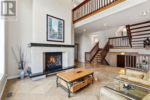 1296 Dundas Street, Burlington, ON 