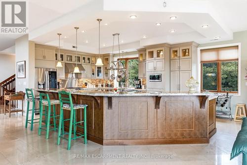 1296 Dundas Street, Burlington, ON 