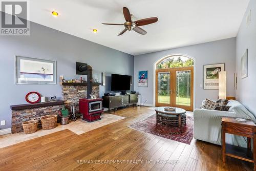 1296 Dundas Street, Burlington, ON 