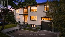 519 THIRD LINE  Oakville, ON L6L 4A8