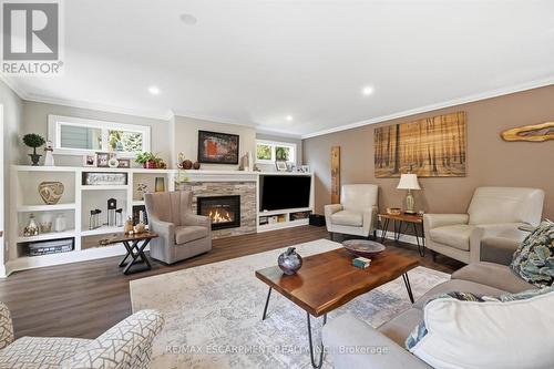 6 Kerman Avenue, Grimsby, ON 