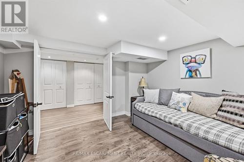 6 Kerman Avenue, Grimsby, ON 