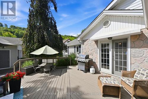 6 Kerman Avenue, Grimsby, ON 