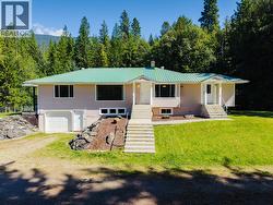 852 RIONDEL Road Riondel, BC V0B 1X0