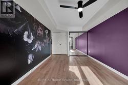 'Apartment Friendly' Wallpaper - Easy To Remove! - 