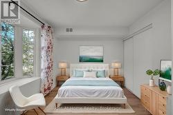 Huge 2nd Bedroom! - 