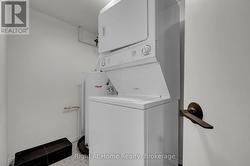 Laundry Room w/Storage - 