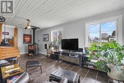 Or inlaw suite potential - 