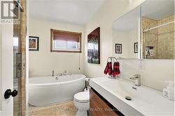 Fully updated main bathroom - 