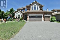 37 WINDFIELD CRESCENT Ottawa, ON K2M 2B7