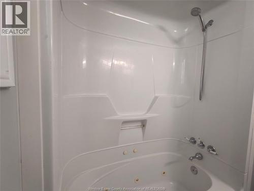 744 Mckay Avenue, Windsor, ON 