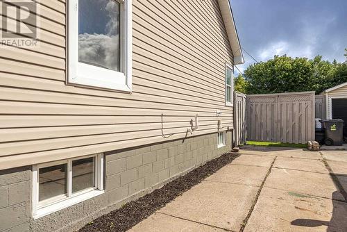 348 First Ave, Sault Ste. Marie, ON 