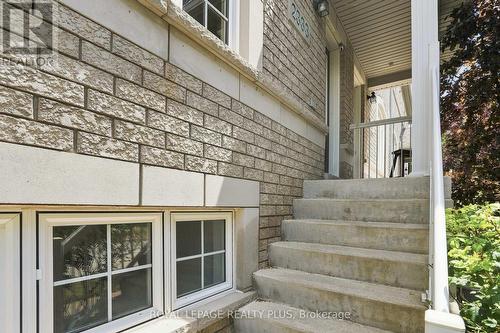 2333 Sutton Drive, Burlington, ON 