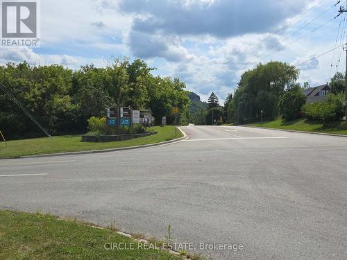 4 3Rd Side Road S, Milton, ON 