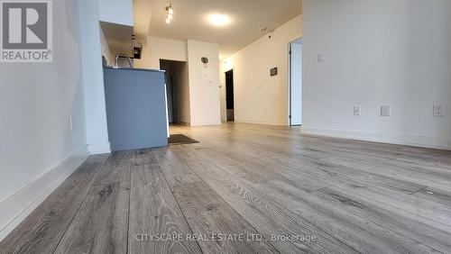 B208 - 3200 DAKOTA COMMON , Burlington, Ontario L7M 2A7 4