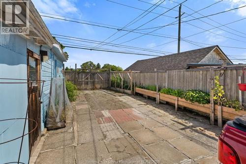 516 Langlois, Windsor, ON 