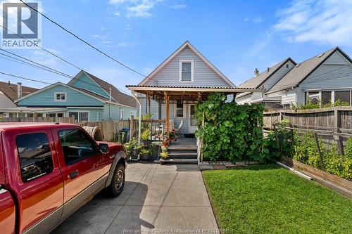516 Langlois, Windsor, ON 