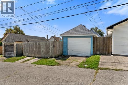 516 Langlois, Windsor, ON 