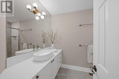 1518 Monaghan Lane, Ottawa, ON 