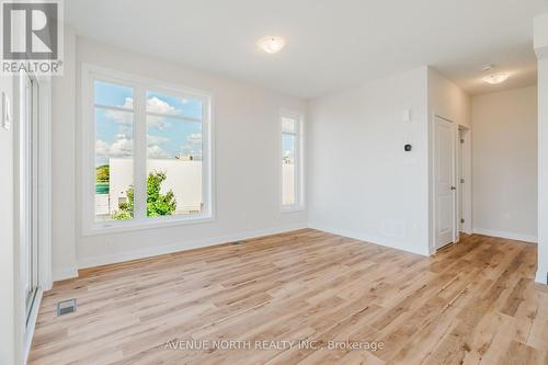1220 Flycatcher Private, Ottawa, ON 