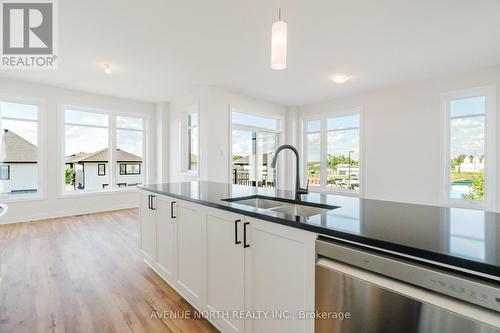 1220 Flycatcher Private, Ottawa, ON 