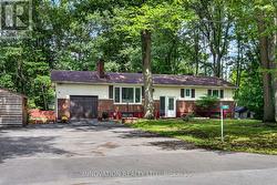 136 ACORN CRESCENT Ottawa, ON K0A 3M0