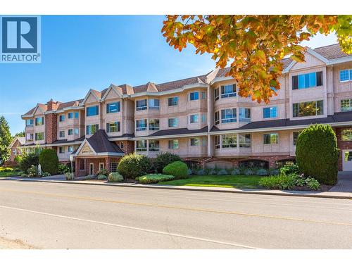 945 Lawrence Avenue Unit# 207  Kelowna, BC V1Y 2B3