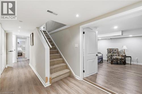6 Kerman Avenue, Grimsby, ON 
