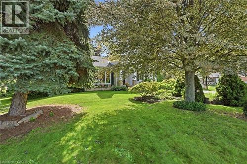 6 Kerman Avenue, Grimsby, ON 